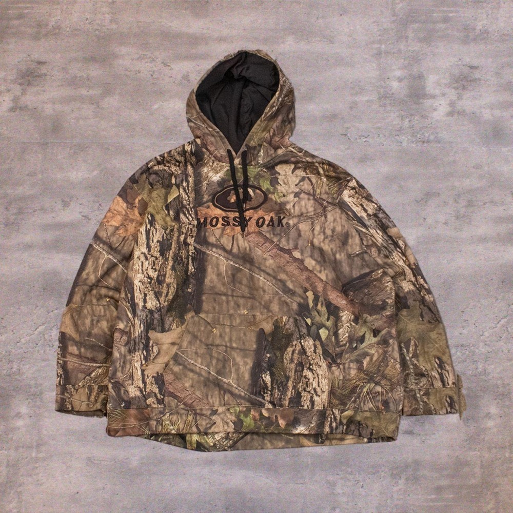Vintage VTG Y2K Style Mossy Oak Camo Zipper Pocket Oversize Hoodie